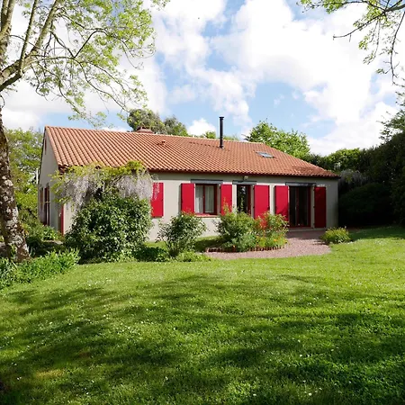 Esprit Zen Oda ve Kahvaltı LʼAiguillon-sur-Vie